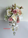 Teardrop Bouquet - Pink & White - Lenore S